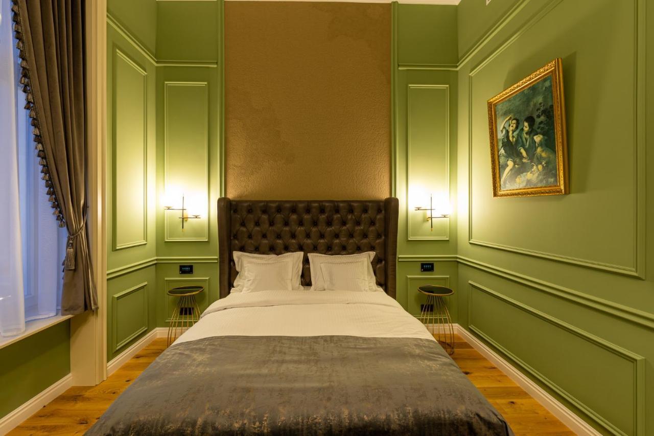 Boutique Hotel Cocosul De Aur Тиргу-Муреш Екстер'єр фото