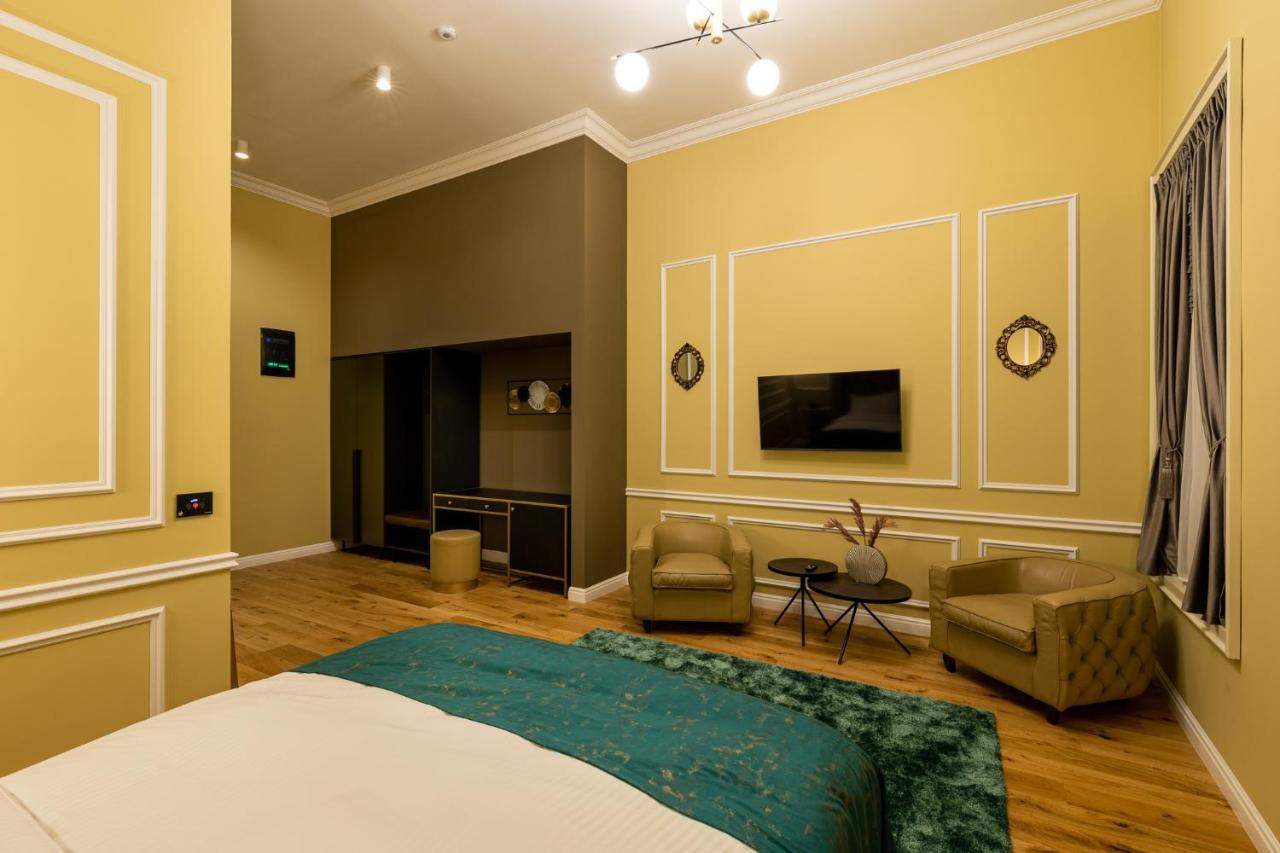 Boutique Hotel Cocosul De Aur Тиргу-Муреш Екстер'єр фото