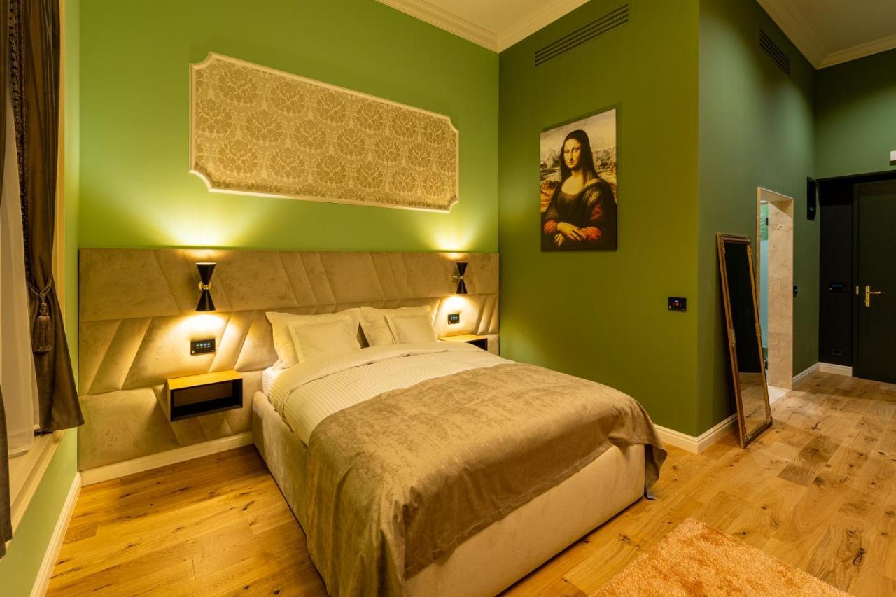 Boutique Hotel Cocosul De Aur Тиргу-Муреш Екстер'єр фото