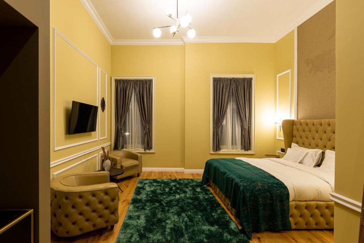Boutique Hotel Cocosul De Aur Тиргу-Муреш Екстер'єр фото