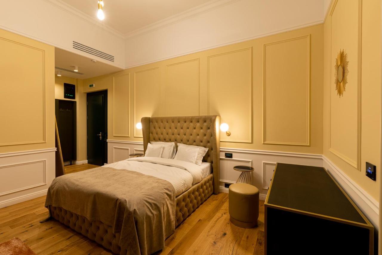 Boutique Hotel Cocosul De Aur Тиргу-Муреш Екстер'єр фото