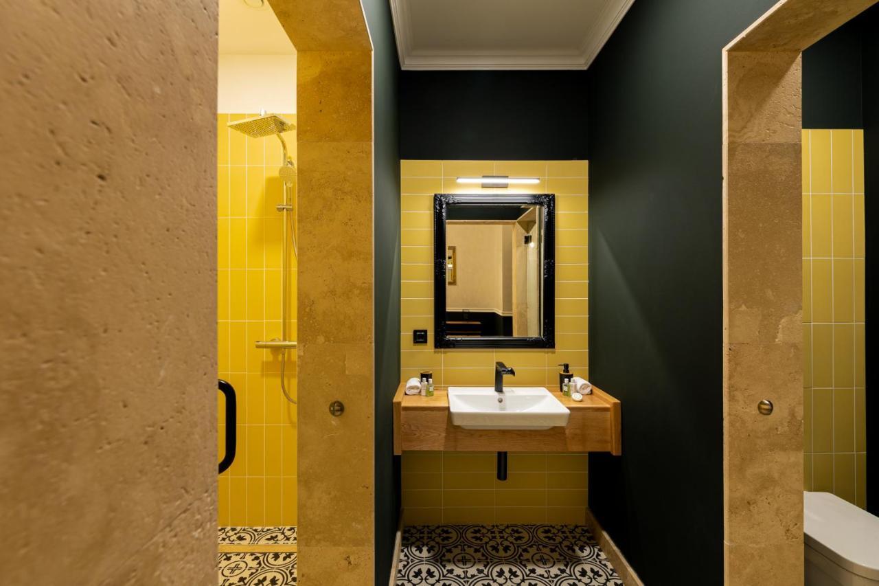 Boutique Hotel Cocosul De Aur Тиргу-Муреш Екстер'єр фото