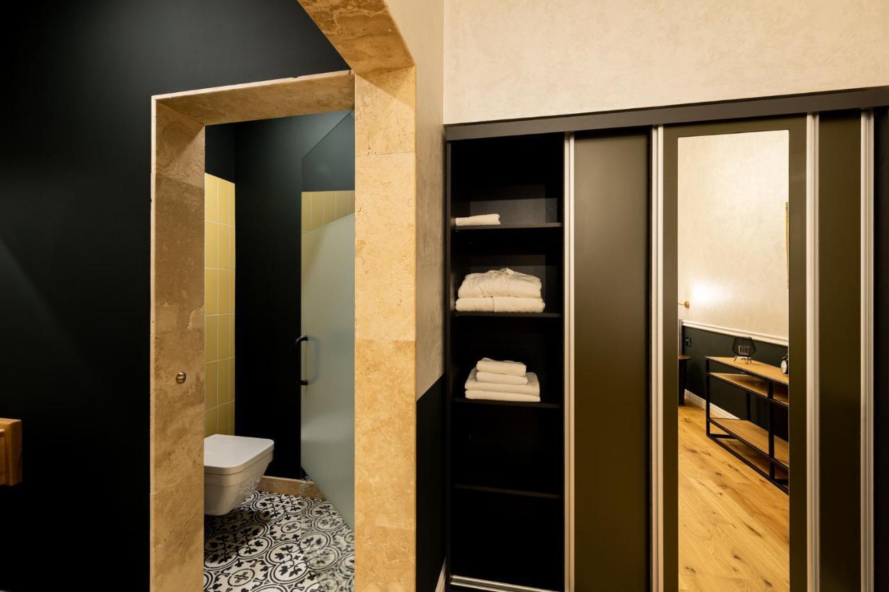 Boutique Hotel Cocosul De Aur Тиргу-Муреш Екстер'єр фото